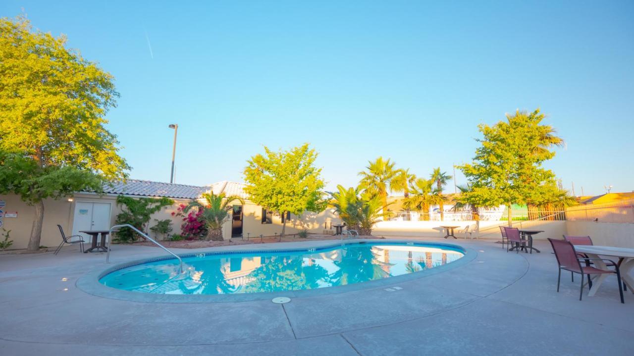 Rio Del Sol Inn Нидлс Экстерьер фото