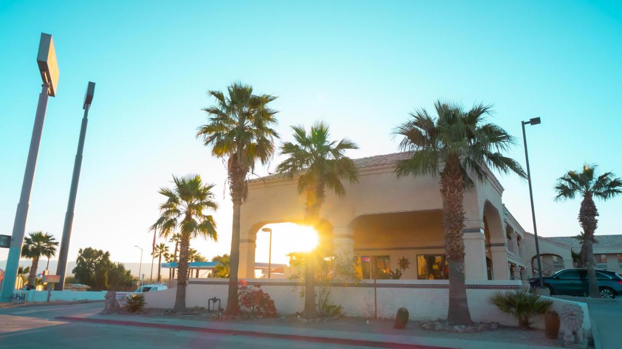 Rio Del Sol Inn Нидлс Экстерьер фото